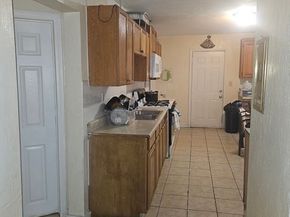 192 Chestnut St, Chelsea MA 02150