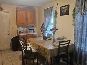 192 Chestnut St, Chelsea MA 02150