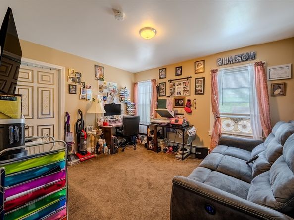 140-142 Leighton St, Fitchburg MA 01420