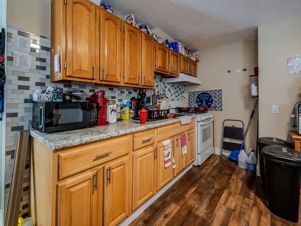 140-142 Leighton St, Fitchburg MA 01420