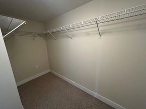 321 Hammond Pond Pkwy U301, Brookline MA 02467