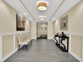 321 Hammond Pond Pkwy U301, Brookline MA 02467