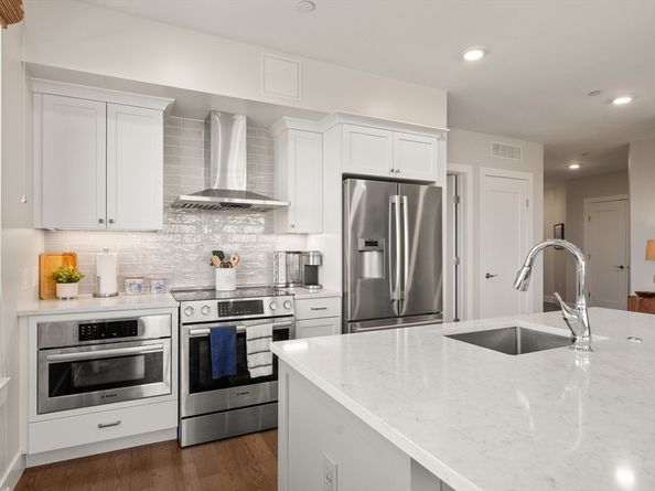 130 Broad Reach 409, Weymouth MA 02191