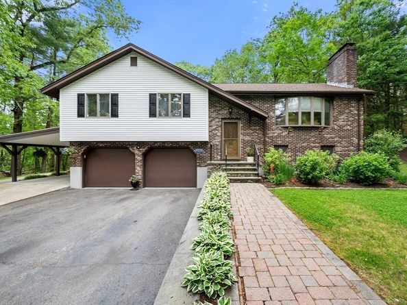 12 Nancy Road, Natick MA 01760