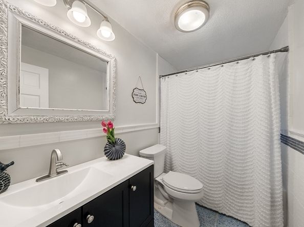 12 Nancy Road, Natick MA 01760