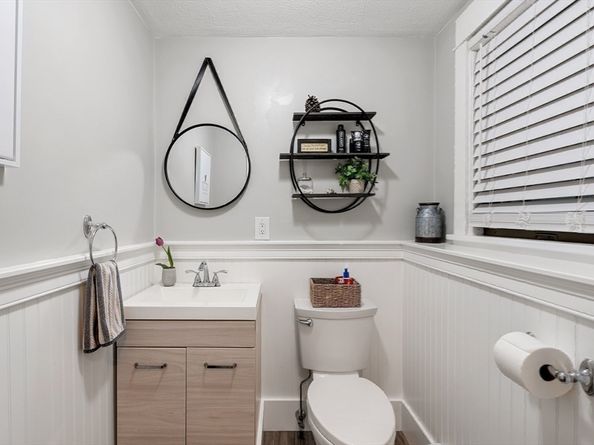 12 Nancy Road, Natick MA 01760