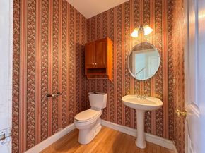 12 Appleseed Dr, Westborough MA 01581