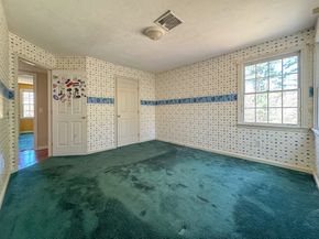 12 Appleseed Dr, Westborough MA 01581