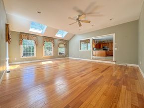 12 Appleseed Dr, Westborough MA 01581