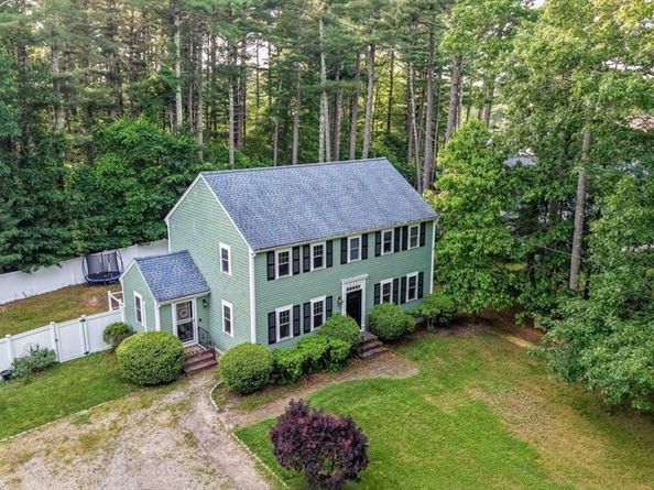 4 Rebecca Drive, Marion MA 02738