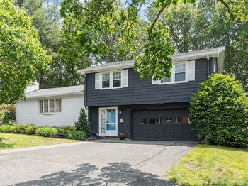 5 Summit View Drive