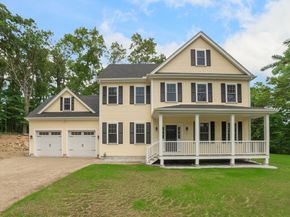 3 Hillside Ave, Westford MA 01886