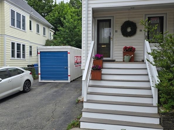 52-54 Vincent Ave, Belmont MA 02478