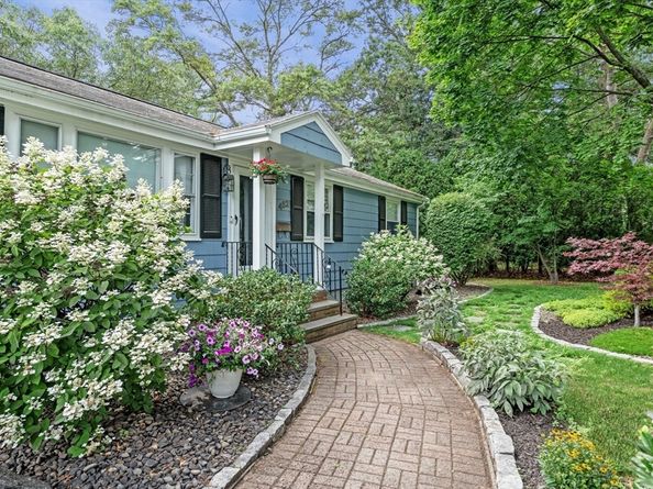 452 Lowell, Reading MA 01867