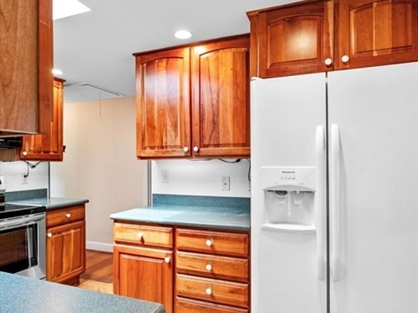 452 Lowell, Reading MA 01867
