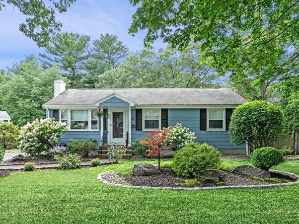 452 Lowell, Reading MA 01867