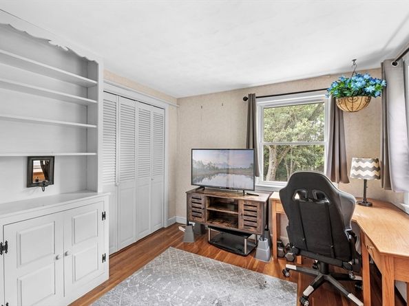 452 Lowell, Reading MA 01867