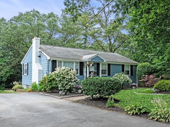 452 Lowell, Reading MA 01867