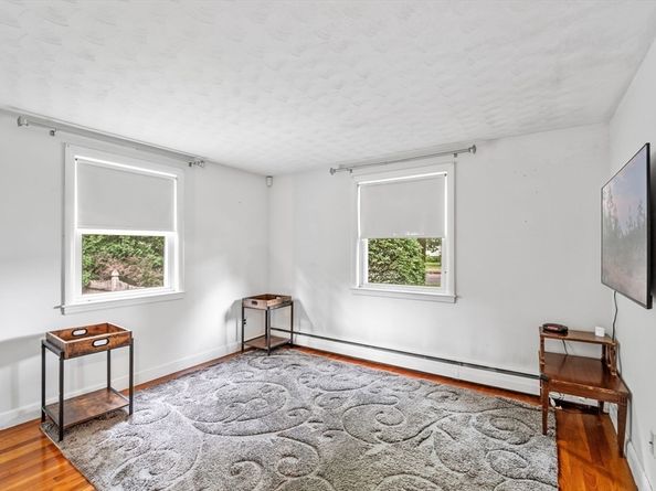 452 Lowell, Reading MA 01867