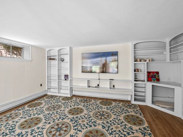 452 Lowell, Reading MA 01867