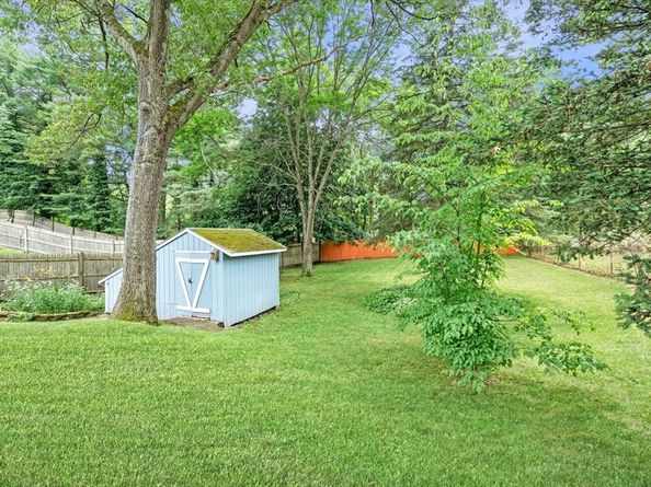 452 Lowell, Reading MA 01867