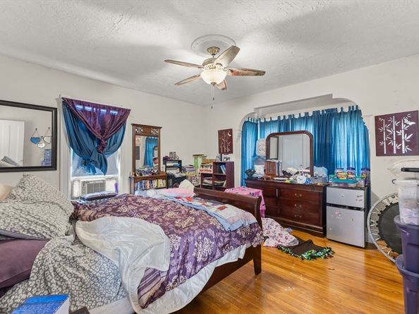 282 Belmont St, Brockton MA 02301