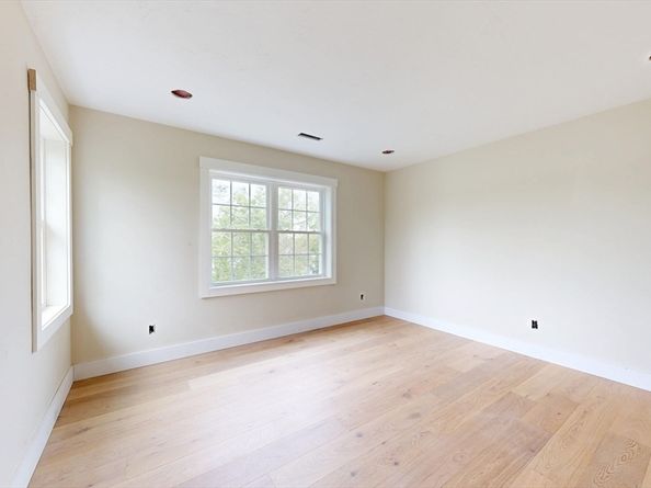 40 Hastings Avenue, Worcester MA 01606
