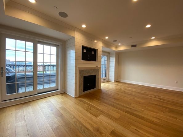 374-398 Bunker Hill 306, Boston MA 02129