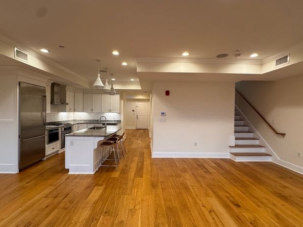 374-398 Bunker Hill 306, Boston MA 02129