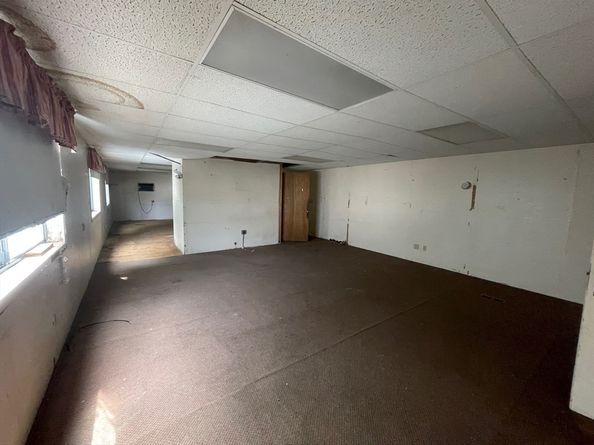 97 Worcester St, Southbridge MA 01550