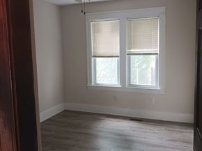 14 Douglas Court, Worcester MA 01603