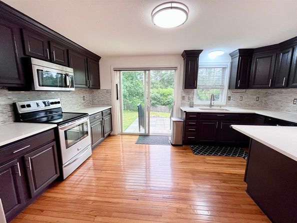 505 Old South St, Fitchburg MA 01420