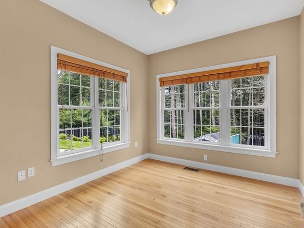 52 Sylvan Dr, Stow MA 01775