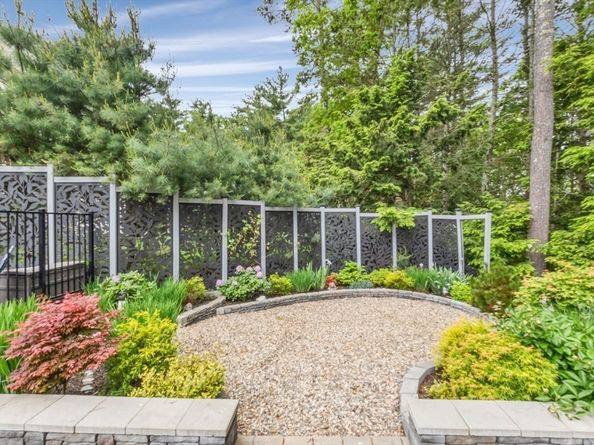 52 Sylvan Dr, Stow MA 01775
