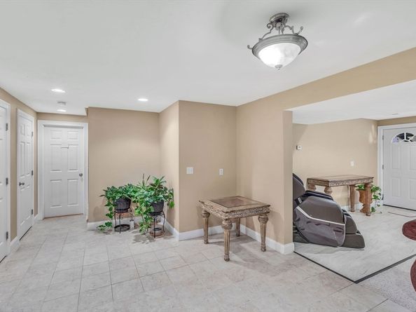52 Sylvan Dr, Stow MA 01775