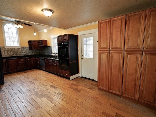 16 Washington St, Chelmsford MA 01863