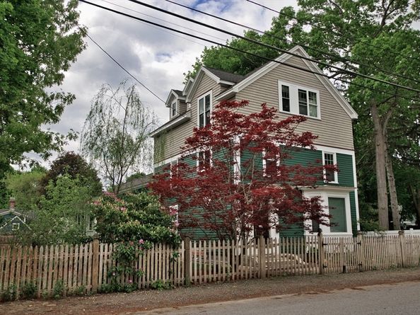 16 Washington St, Chelmsford MA 01863