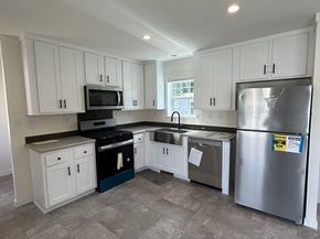 221 Shoreline Drive, Tewksbury MA 01876