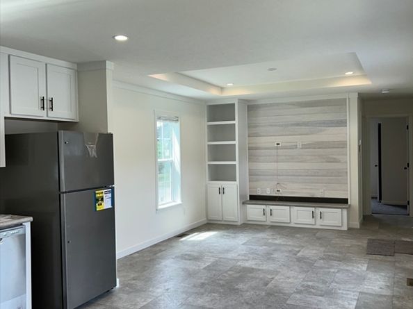 221 Shoreline Drive, Tewksbury MA 01876