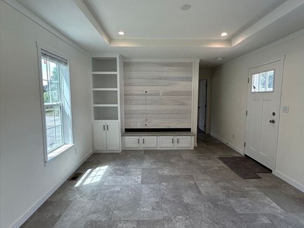 221 Shoreline Drive, Tewksbury MA 01876