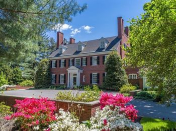 71 Sears Rd