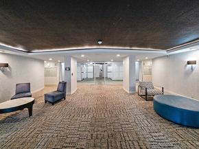19 Winchester St 110, Brookline MA 02446