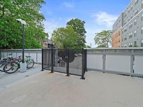 19 Winchester St 110, Brookline MA 02446