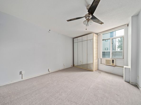 19 Winchester St 110, Brookline MA 02446
