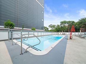 19 Winchester St 110, Brookline MA 02446