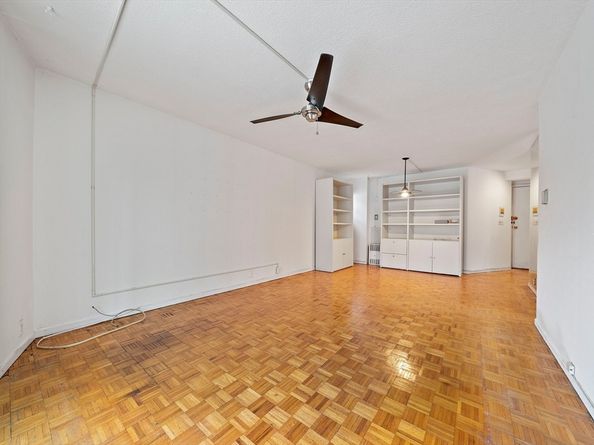 19 Winchester St 110, Brookline MA 02446