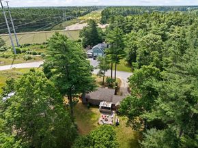 18 Russell Holmes Way, Carver MA 02330