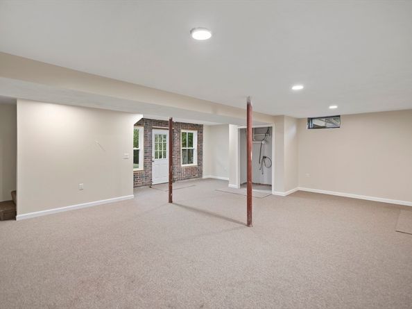 13 Boucher Rd, Charlton MA 01507