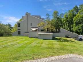 84 Mill Pond, North Andover MA 01845