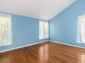 84 Mill Pond, North Andover MA 01845